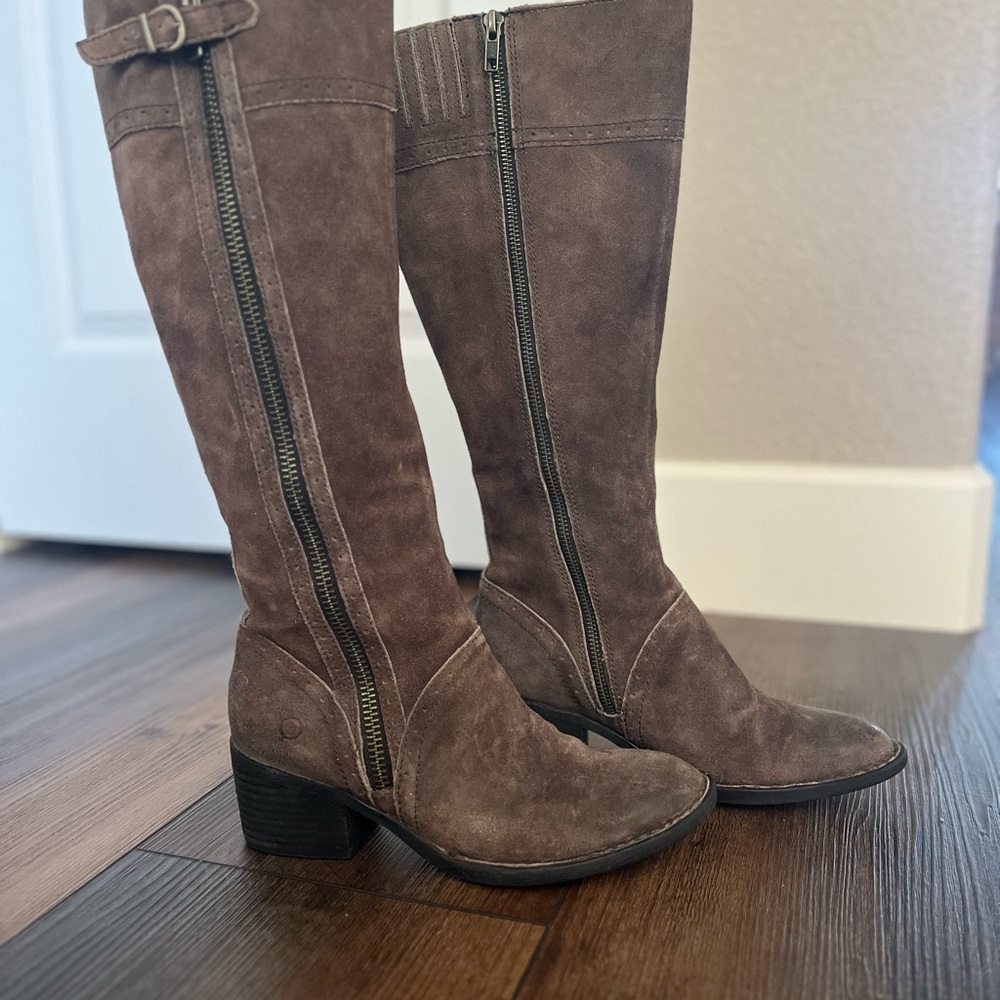 Brown Knee-High Suede Boots